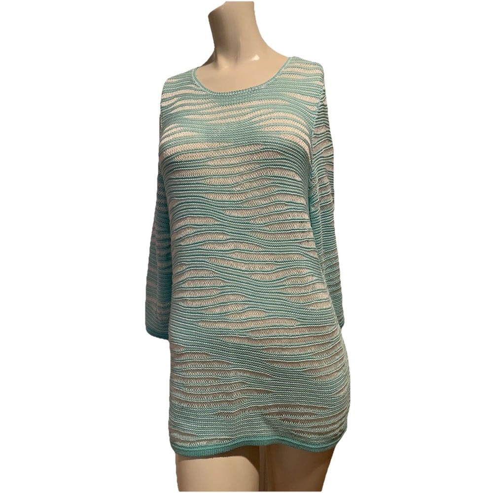 Chico's Aqua  White  Wavy Print  Sweater Size‎ 1 (Medium) Round Neck